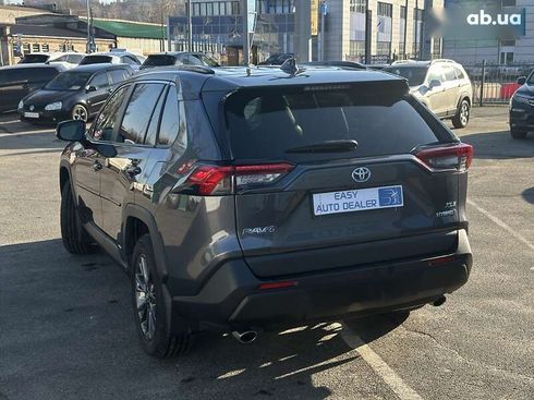 Toyota RAV4 2019 - фото 5