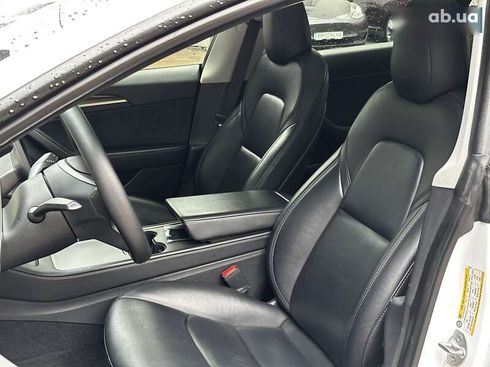 Tesla Model 3 2022 - фото 13