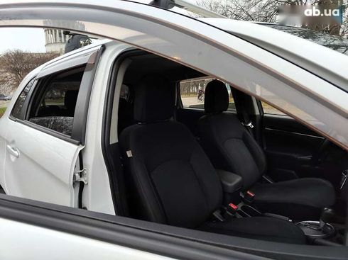 Mitsubishi Outlander 2015 - фото 24