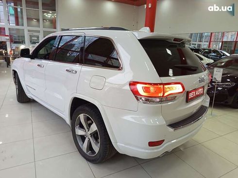 Jeep Grand Cherokee 2016 - фото 8