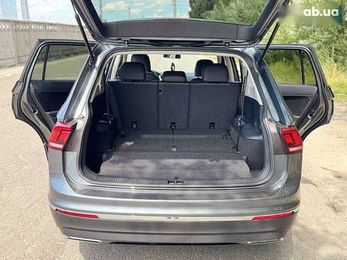 Volkswagen Tiguan 2019 - фото 17