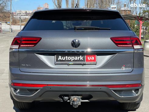 Volkswagen Atlas 2020 серый - фото 12
