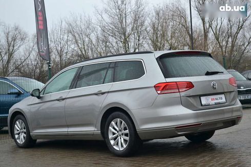 Volkswagen Passat 2015 - фото 18