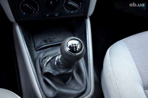 Volkswagen Golf 2002 - фото 29