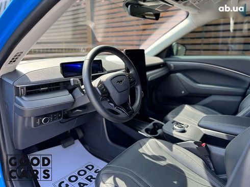 Ford Mustang Mach-E 2022 - фото 18