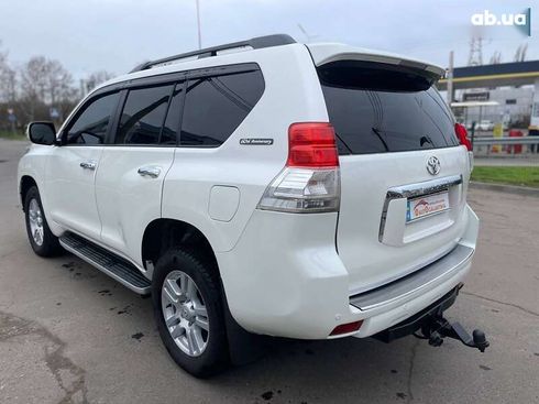 Toyota Land Cruiser Prado 2012 - фото 6