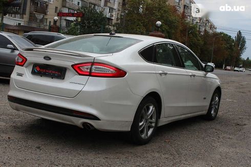 Ford Fusion 2016 - фото 5