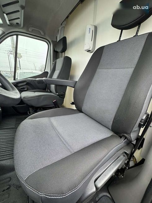 Renault Master 2018 - фото 17