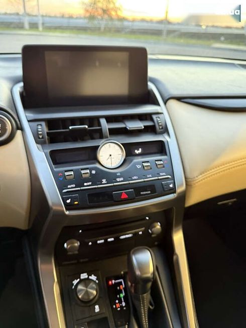 Lexus NX 2018 - фото 23