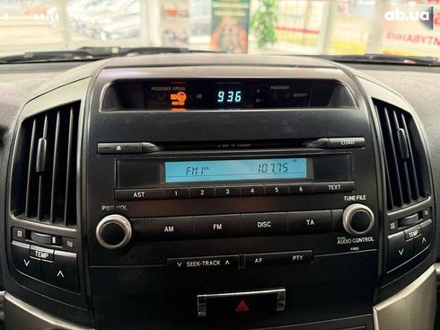 Toyota Land Cruiser 2008 - фото 28