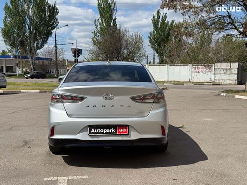 Hyundai Sonata 2019 серый - фото 4