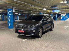 Продаж вживаних Kia Sorento в Києві - купити на Автобазарі