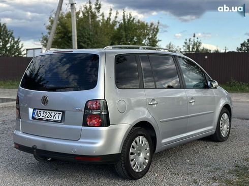 Volkswagen Touran 2008 - фото 14