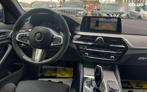 BMW 5 серия 2017 - фото 21
