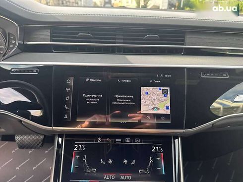 Audi A8 2021 - фото 18
