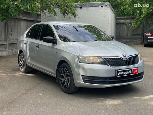 Skoda Rapid 2013 серый - фото 3
