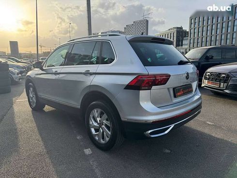 Volkswagen Tiguan 2021 - фото 8