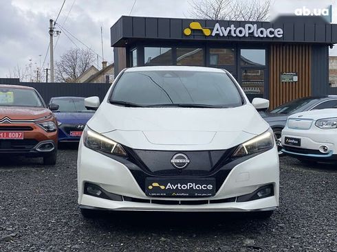 Nissan Leaf 2023 - фото 2