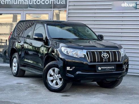 Toyota Land Cruiser Prado 2019 - фото 3