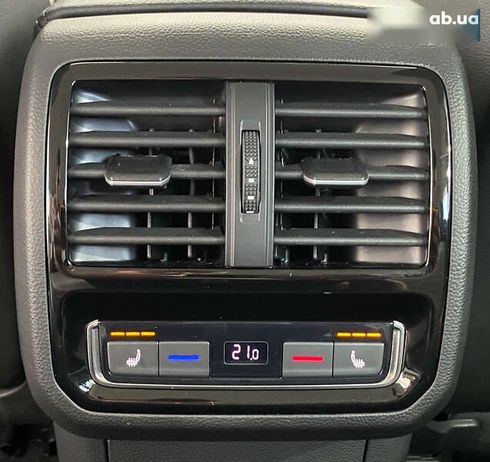 Volkswagen Passat 2019 - фото 19