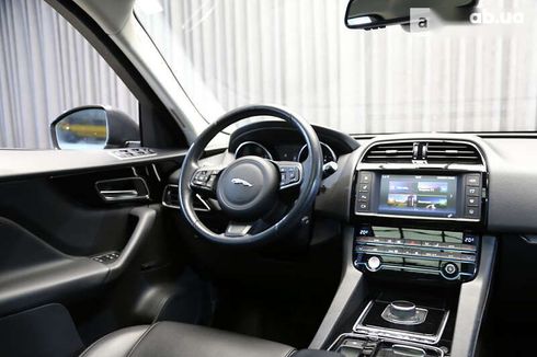 Jaguar F-Pace 2017 - фото 14