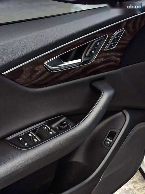 Audi Q8 2019 - фото 15