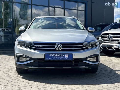 Volkswagen passat alltrack 2019 - фото 6