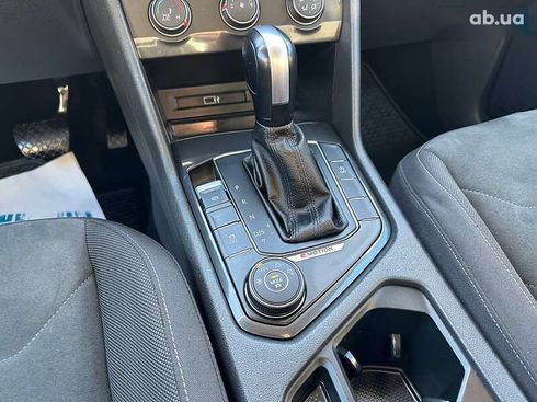 Volkswagen Tiguan 2018 - фото 29