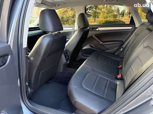 Volkswagen Passat 2021 - фото 18