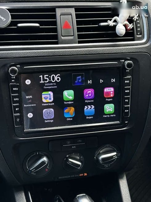 Volkswagen Jetta 2013 - фото 8