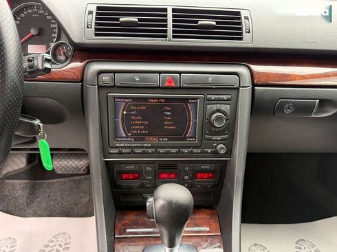 Audi A4 2005 - фото 16
