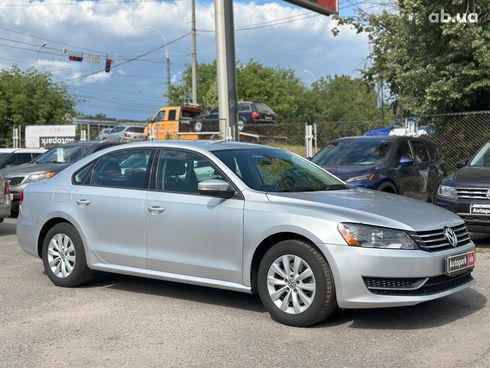 Volkswagen Passat 2014 серый - фото 4