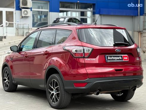 Ford Escape 2017 красный - фото 9