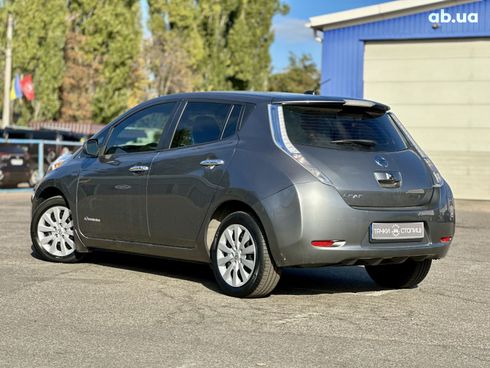 Nissan Leaf 2015 серый - фото 5