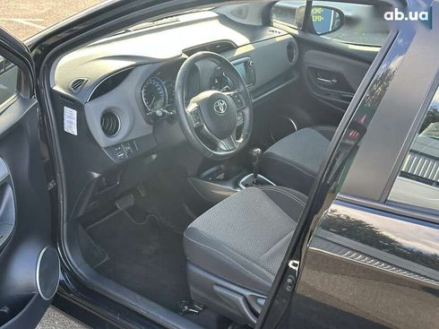 Toyota Yaris 2015 - фото 14