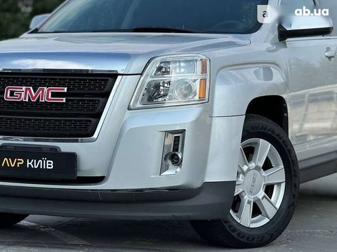 GMC Terrain 2011 - фото 8