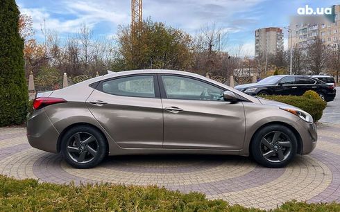 Hyundai Elantra 2014 - фото 8