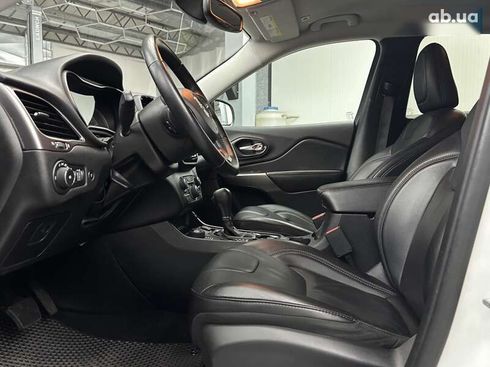 Jeep Cherokee 2019 - фото 9