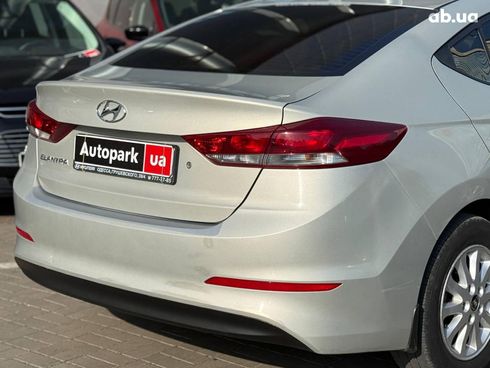 Hyundai Elantra 2018 бежевый - фото 7
