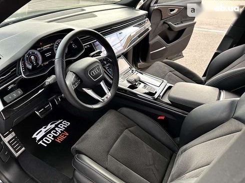 Audi Q8 2021 - фото 27