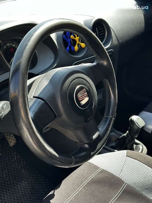 SEAT Ibiza 2007 - фото 8