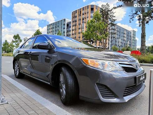 Toyota Camry 2012 - фото 28