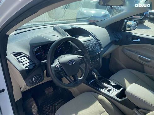 Ford Escape 2018 - фото 11