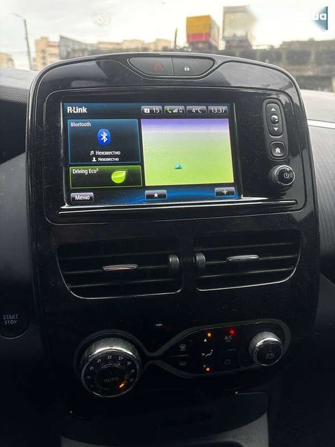 Renault Zoe 2017 - фото 19