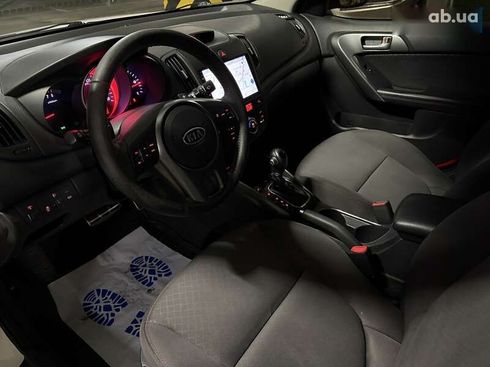 Kia Cerato 2011 - фото 15