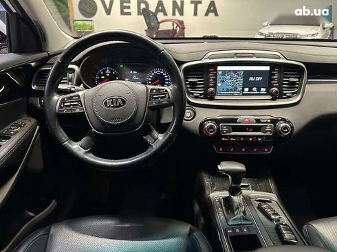 Kia Sorento 2017 - фото 17