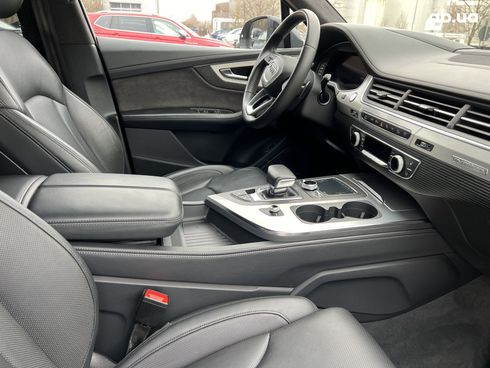 Audi Q7 2018 - фото 15