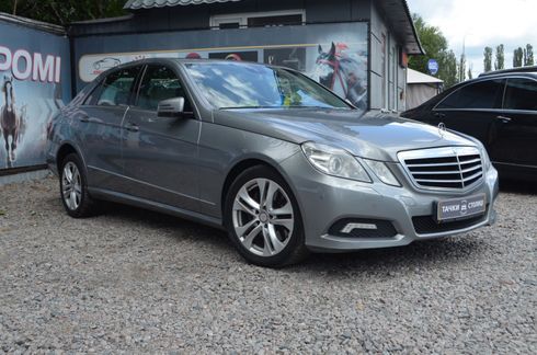 Mercedes-Benz E-Класс 2010 серый - фото 4