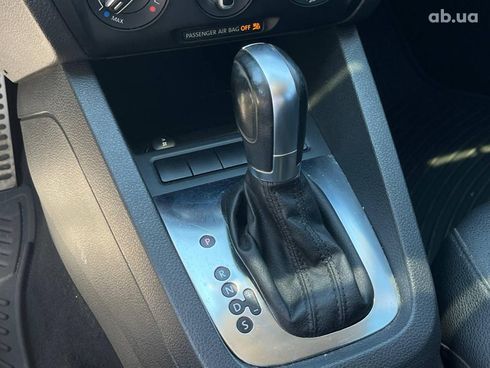 Volkswagen Jetta 2010 белый - фото 35