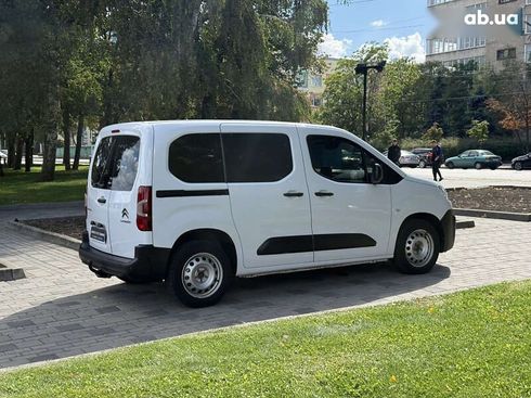Citroёn Berlingo 2023 - фото 16